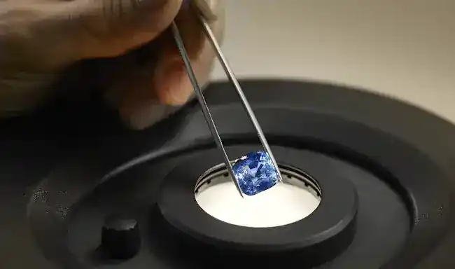 Gubelin Gem Lab