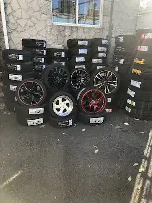 GunHill Tire House