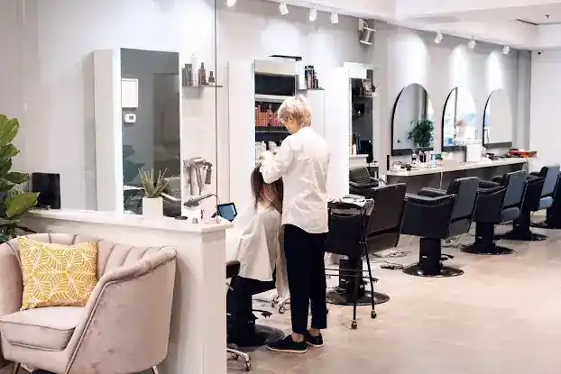 Hair Stylist Lyan