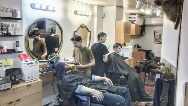 Hairrari Barber-East Village