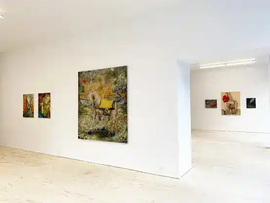 Half Gallery