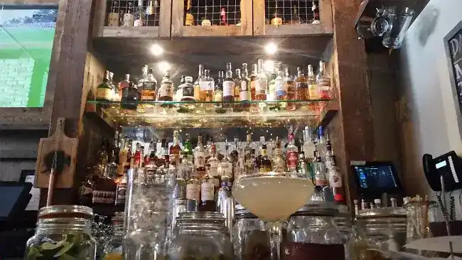 Handcraft Kitchen & Cocktails