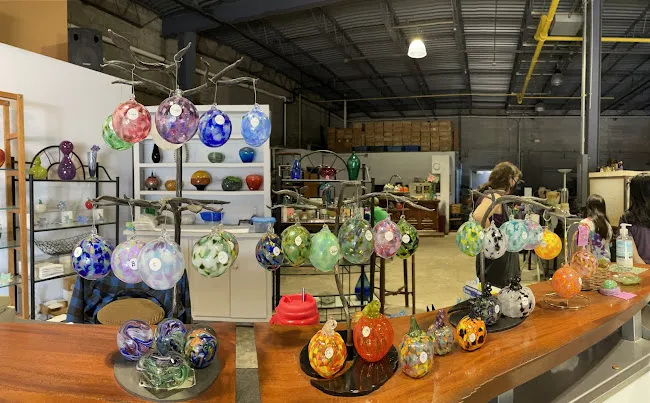 Hands-On Glass Studio