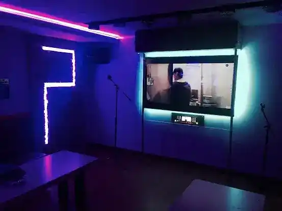 Happy Karaoke