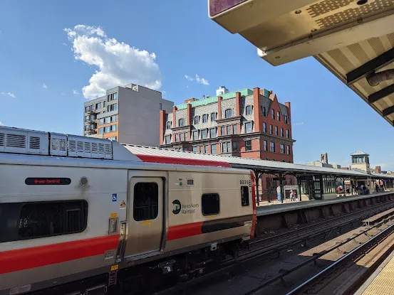 Harlem-125th Street