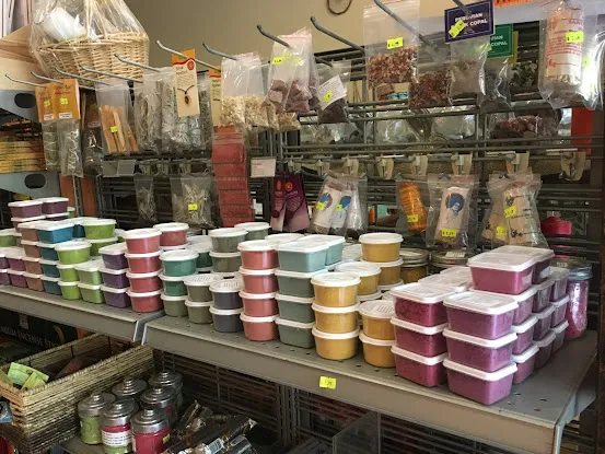 Harry's World (metaphysical gift store)