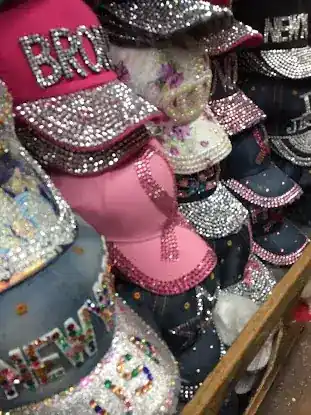 Headgear Inc