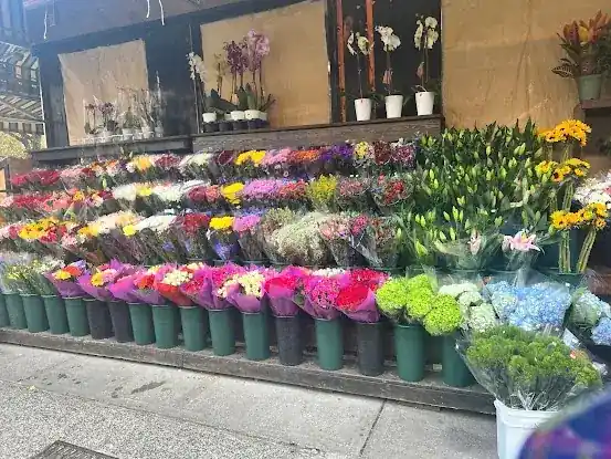 Heavenly flowershop