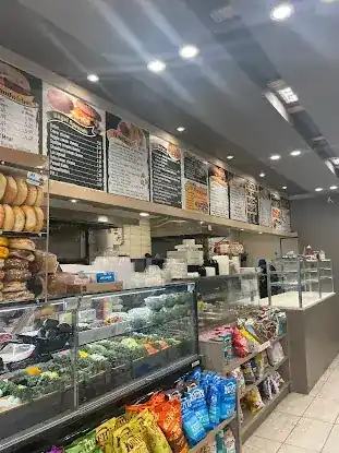 Heavenly Market & Pizza