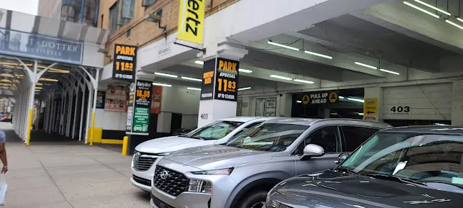 Hertz Car Rental - New York - Lafayette Street