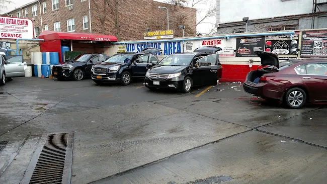 Hi-Tek Car Wash, Lube, and Detailing