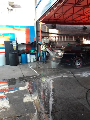 Hi-Tek Car Wash & Lube Inc.