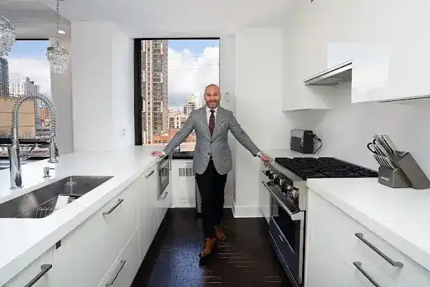 HighRiseNY Realty - Dennis Denev, Licensed Real Estate Broker