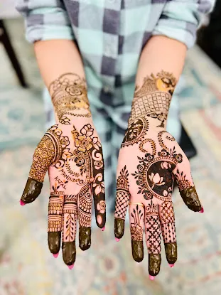 Hikhmah Henna & Body Art