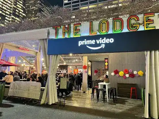 Holiday Shops