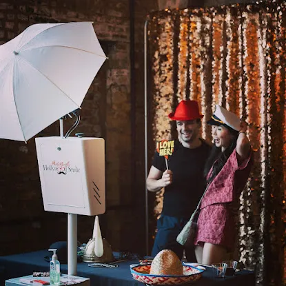 Hollywood Smile Photo Booth