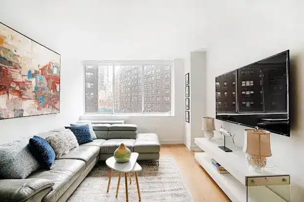 Housing Solutions Brothers LLC