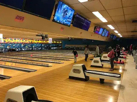 Hudson Lanes