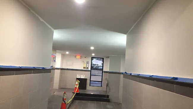 Hugo inside Renovation inc