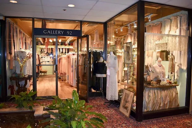Illisa's Vintage Lingerie