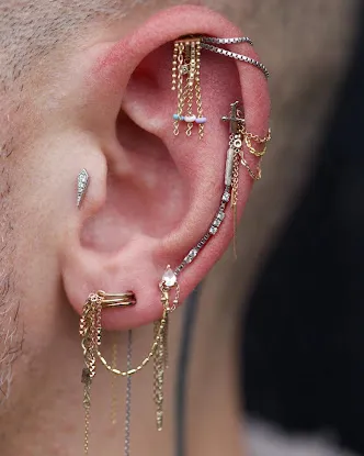 IRIS - a piercing studio
