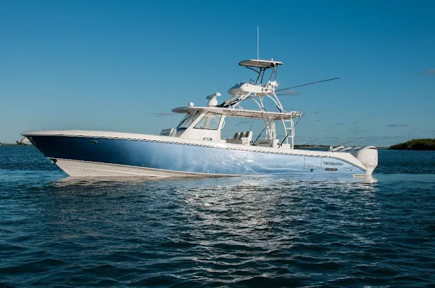Island Yacht Management & Sales