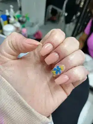 Jennell Nail & Spa Unisex
