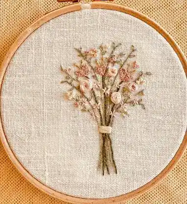Julia's Broderie