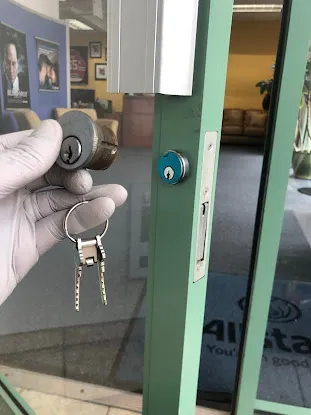 KeyMe Locksmiths