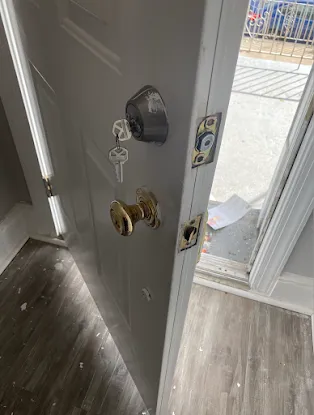 KeyMe Locksmiths