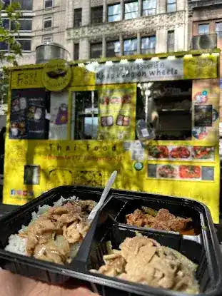 Khao kang on wheels