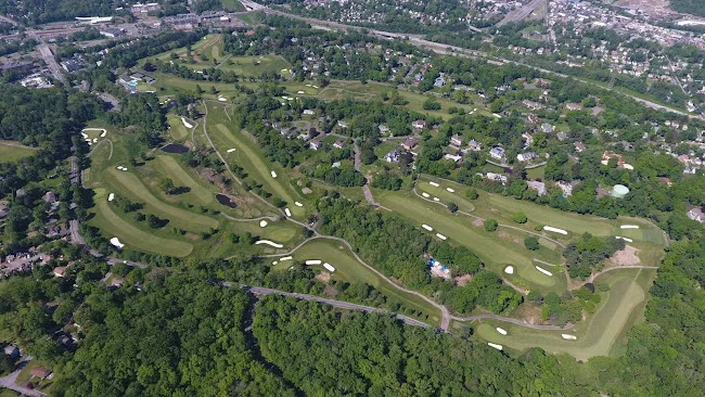 Knollwood Country Club