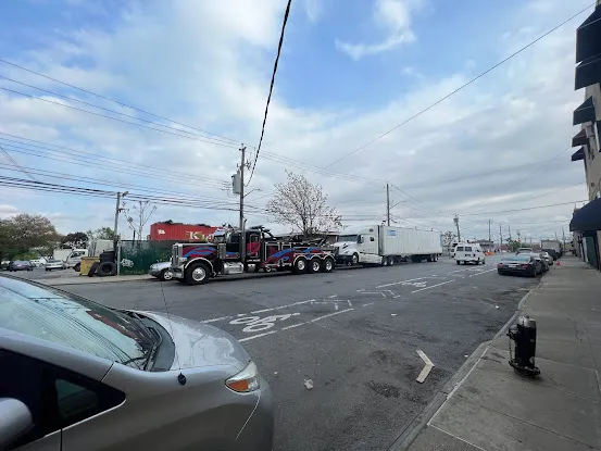Kwik Towing & Storage