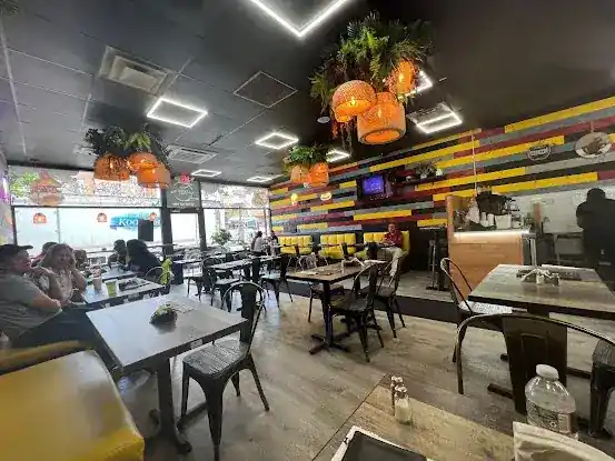 La Comuna Grill