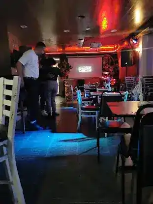 La Esquina Del Sazón