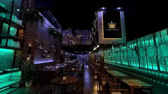 La Queen Tea House