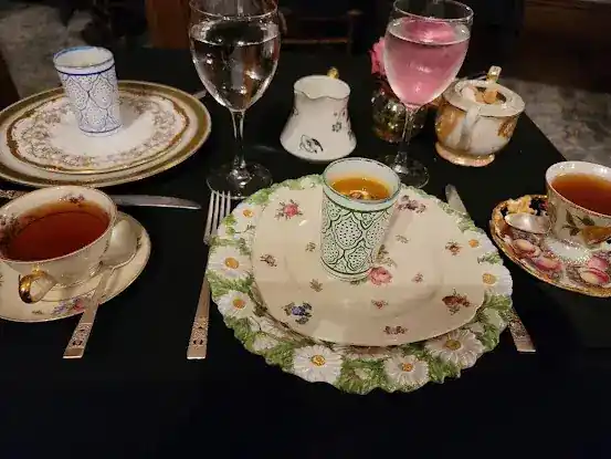 Lady Mendl's Tea Salon