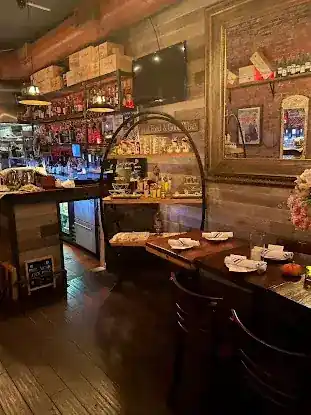 L'Artista Italian Kitchen & Bar