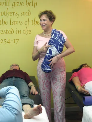 Laura Norman Holistic Reflexology Certification Training Programs