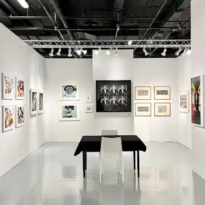 Laurence Miller Gallery