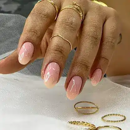 LAV nails & more