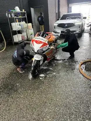 Lavado Hand Car Wash