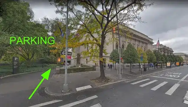 LAZ Parking - Metropolitan Museum of Art
