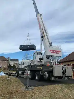 Leon's Crane Service