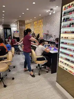 Lilac Nail Salon