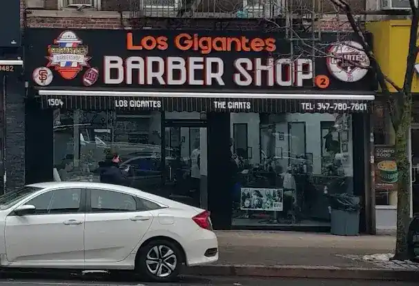 Los Gigantes Barber Shop