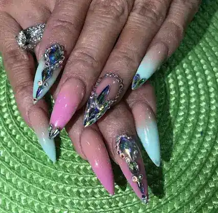 Lucy's Nail Boutique