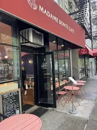 Madame Bonté Café