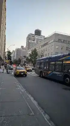 Madison Av/E 77 St