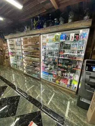 Madison convenience &vape